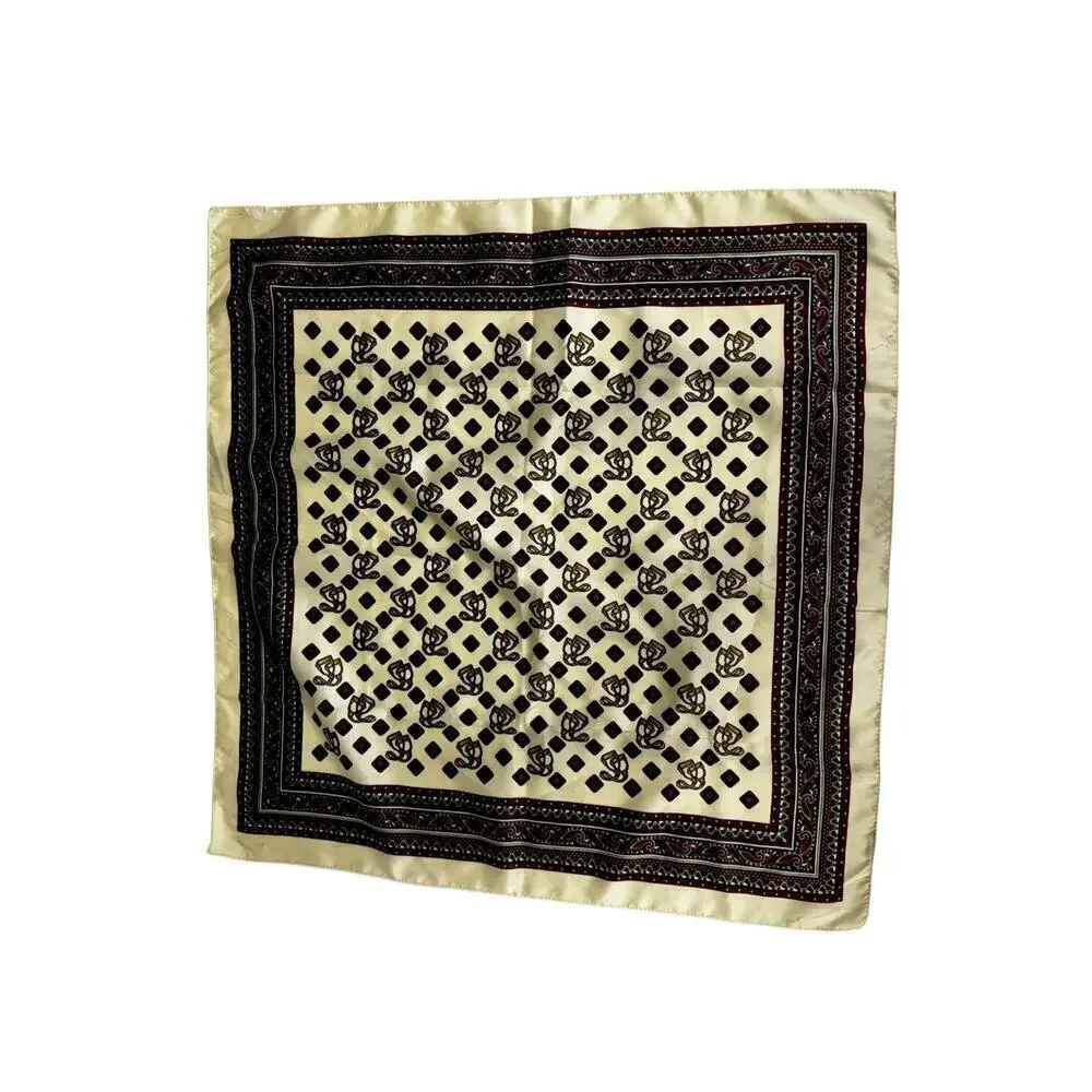 Lasies Equestrain Scarf with Stirrups and Leathers 22x22